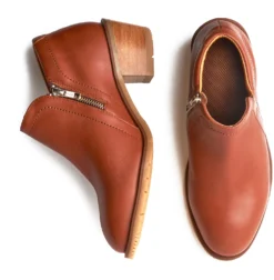 Xena Workwear XEGRCG3 Women's Gravity Safety Shoe, Cognac, Steel Toe, Side Zipper -Reebok || Skechers || Wolverine Sales Store xegrcg3 top pair